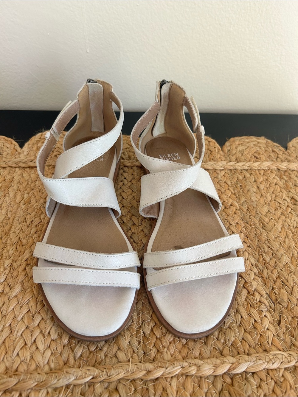 Eileen Fisher CiCi White Leather Strappy Sandals Women’s 7.5 - Picture 3 of 8